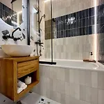 Modern Retro ~ 800m Main Square Apartamento *