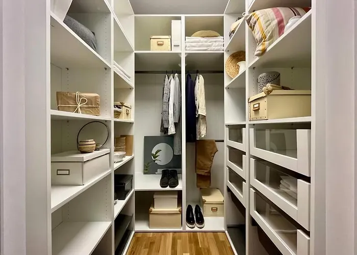 Modern Retro ~ 800m Main Square * Breslavia